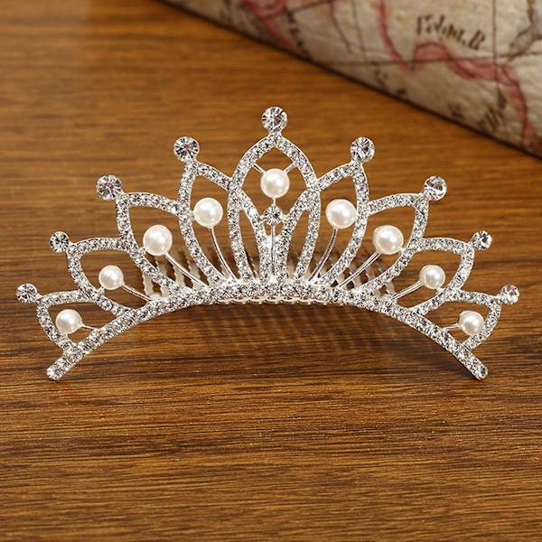 Insert kampaseos upotekoristeinen helmikruunu hiuskorut strassikivistä, naisten tiara Style Two