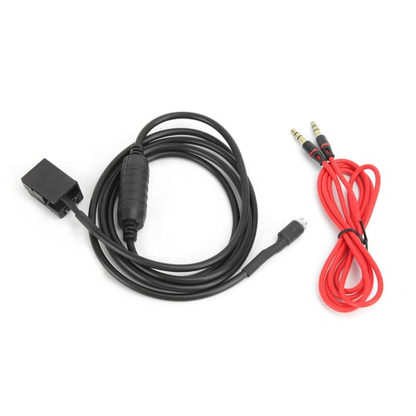 Auton AUX-tuloliitäntäkaapeli Z4 E85 X3 E83 X5 E53 E39 E60 E61 E63 E64 -malleille, naaraspuolinen 3,5 mm:n liitin