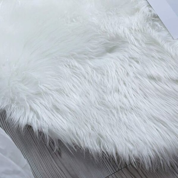 Rund matta med 90 diameter, fuskpälsmatta, mysig känsla som äkta fuskpälsmatta, konstgjord ullkudde soffmatta (vit)