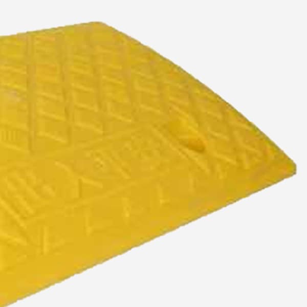 Sort Gul Plastik Kantstensrampe Trinmåtte 9cm til Gadeparkering