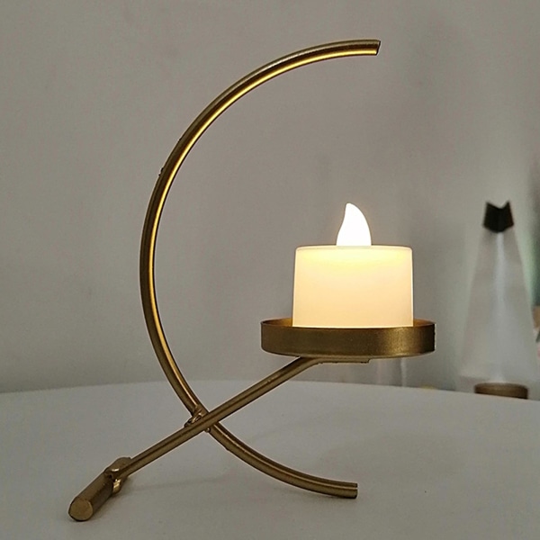 Kynttilänjalka Retroromanttinen takorautainen puoliympyrän muotoinen kuun kynttilänjalka, koristeellinen juhlapöytä