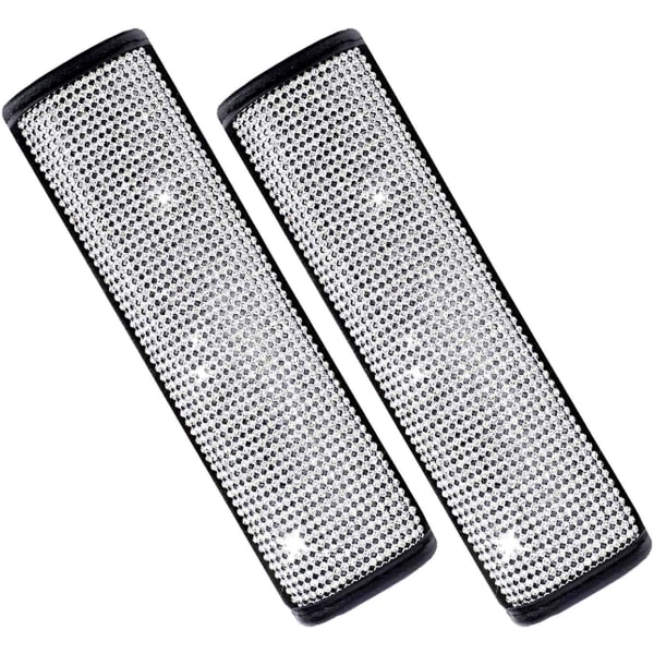 Bilinteriør beklædt med diamanter (skulderpuder),