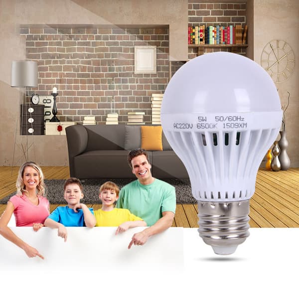 220V E27 LED Lydsensorlampe Automatisk På Av Nattlys