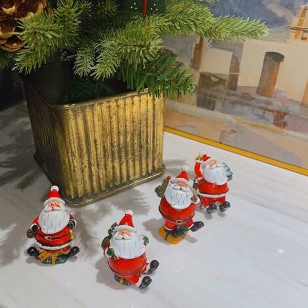 Miniature julefigurer, 4 STK Mini jule julemandspynt Miniature juledekoration harpiks julemandsfigurer