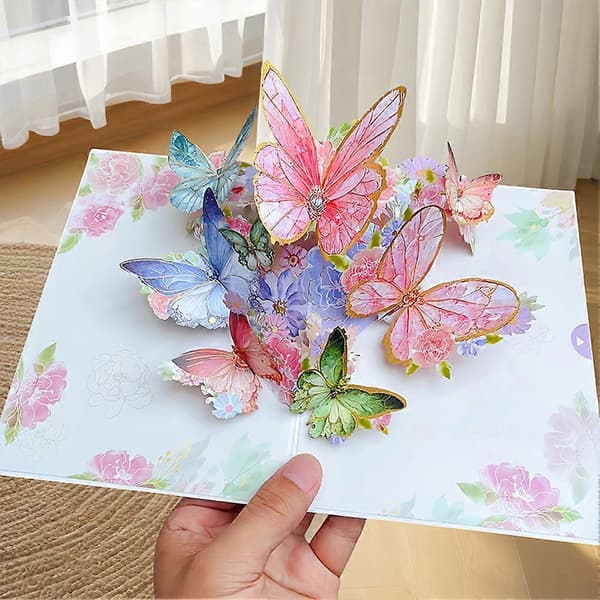 Vakker dag sommerfugler blomster 3D sprett-opp-kort intrikat 3D-design bursdagskort feriegave B