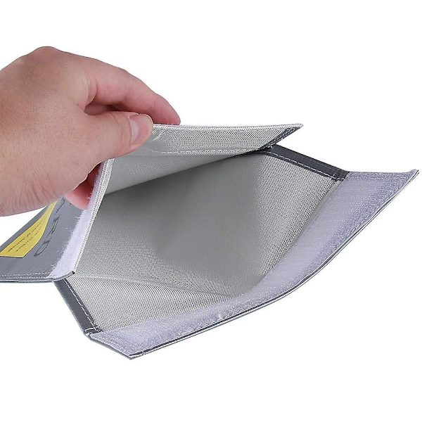 Brandsikker batteritaske, brandsikker vandtæt dokumenttaske, til kontanter / pas / smykker og andre værdigenstande, 30 * 23 cm sikker taske Silver