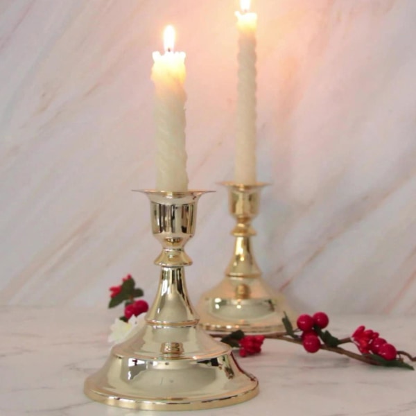 Candle Stick Europæisk stil Genanvendelig elektroplade Elegant jern Golden Candle Stand Husholdningsartikler