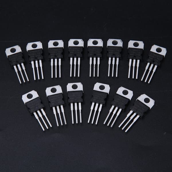 70 st 14 Värden 3 Terminal Positiv Negativ Spänningsregulator Transistor Set