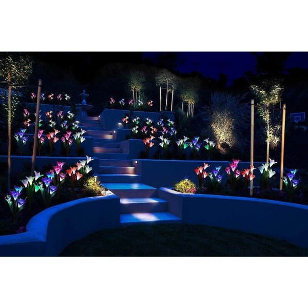 Solar Garden Lights 2-pack 7 färgskiftande utomhuslampor Större blommor och bredare solpanel för trädgårdsuteplats, Pathwa