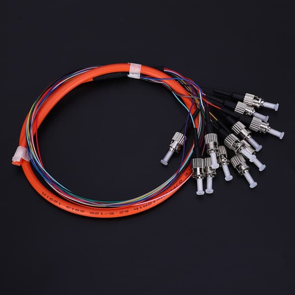 12-kärnig Multimode Fiber Pigtail-kabel 0,9 mm UPC MM för nätverkskommunikationssystem