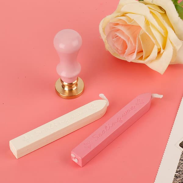 Forseglingsstempelet i retro-stil med trehåndtak - Creative Gift (070049 Blech Pink)