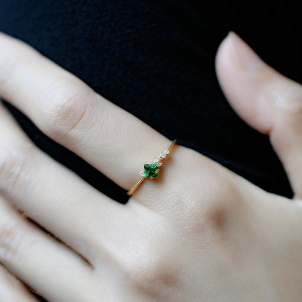 Mode Kvinder Faux Emerald Indlagt Finger Ring Bryllup Engagement Smykker Gift US 6