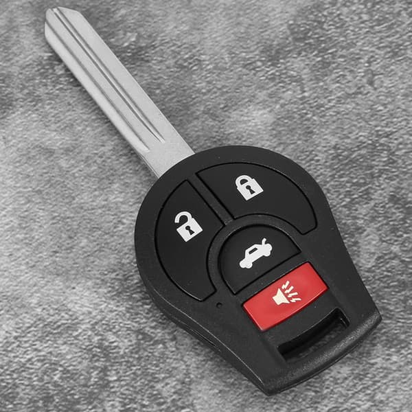 Bilnøkkel 4 Knapper 46 Chip Passer Nissan Versa 2013 2017