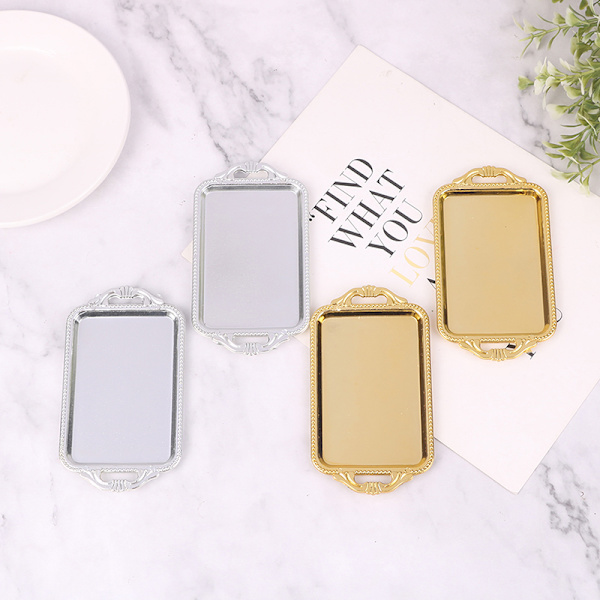 2st Dockhus Miniatyrtillbehör Mini Plast tebricka Simu Gold
