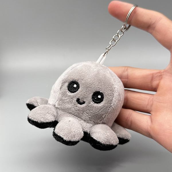 Mini Octopus e Plush Doll Reverse Toy Keychain Kawaii Fluffy St A6