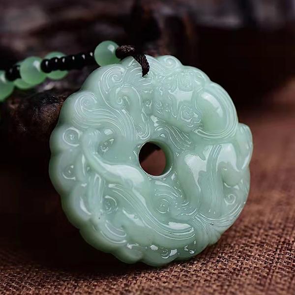 Mode hänge Halsband Flerfärgad amulett Kvinnor Mans Lucky J Light green