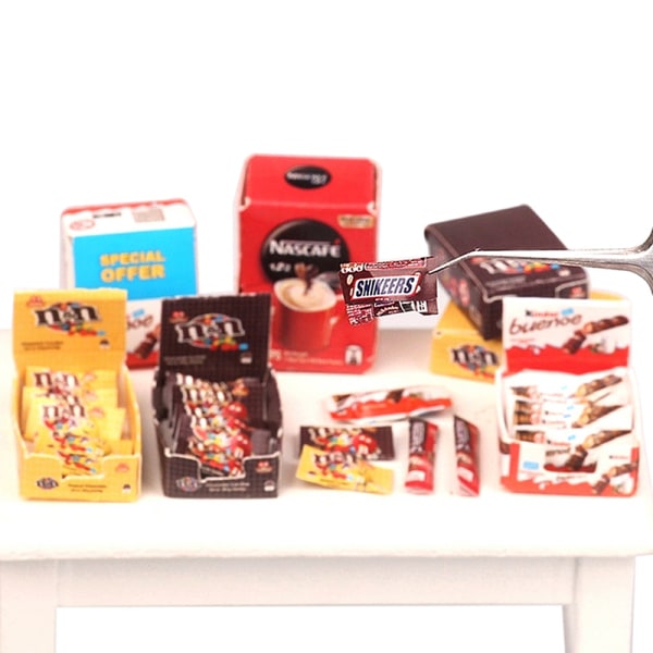 1Set 1:12 Dockhus Miniatyrchokladkaffe m/förpackningslåda Sn E