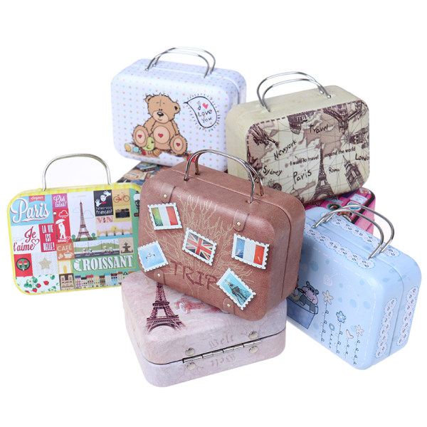 Fashion Metal Mini resväska för dockor Miniatyrleksaker Trunk Doll A4