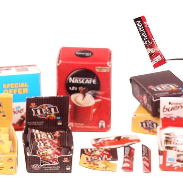 1Set 1:12 Dockhus Miniatyrchokladkaffe m/förpackningslåda Sn D