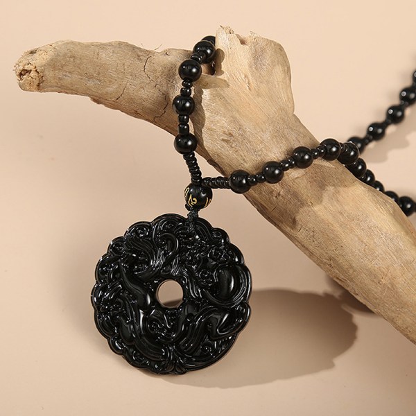 Mode hänge Halsband Flerfärgad amulett Kvinnor Mans Lucky J Black