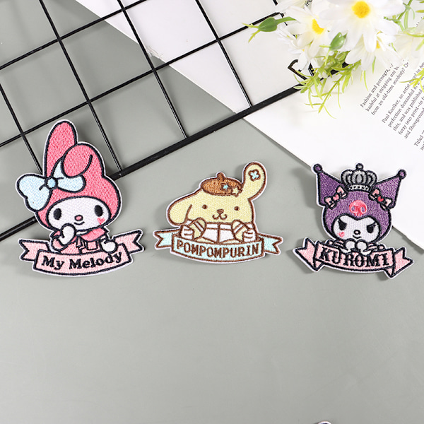 1st Sanrio Kuromi Cinnamoroll Anime smältbara lappar på kläder C
