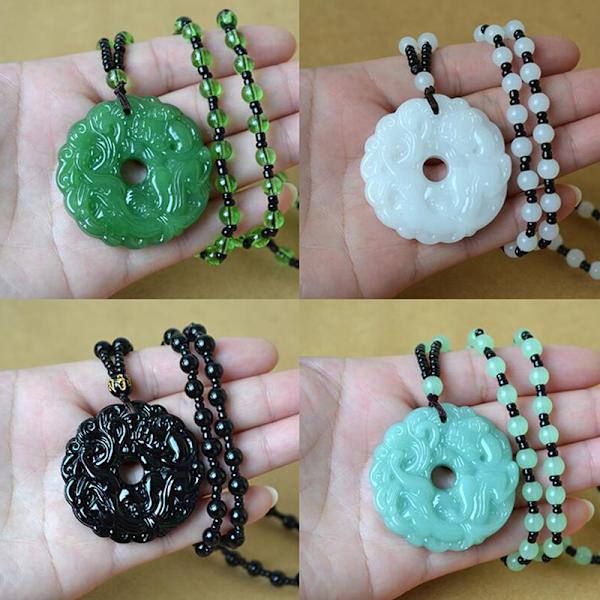 Mode hänge Halsband Flerfärgad amulett Kvinnor Mans Lucky J White