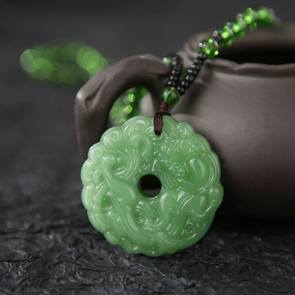 Mode hänge Halsband Flerfärgad amulett Kvinnor Mans Lucky J Black