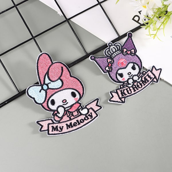 1st Sanrio Kuromi Cinnamoroll Anime smältbara lappar på kläder B