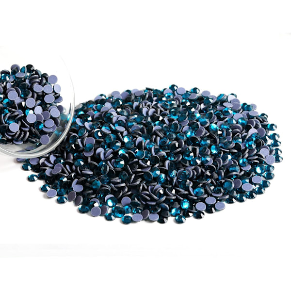 600 kpl Hotfix Indicolite Strass-kiviä askarteluun, SS30 (6,3-6,5 mm) Indicolite Indicolite SS30
