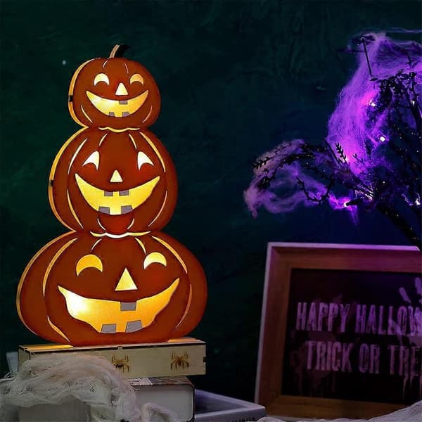 LED-lys i tre, Halloween-gresskar med grimasdekorasjon style1449