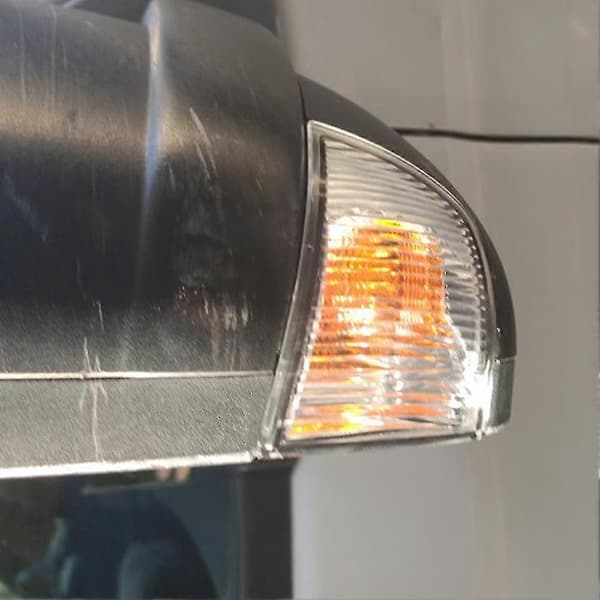 Højre blinklyshus til Iveco Daily 06-11 (uden pære)