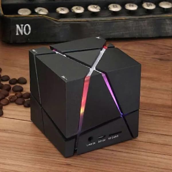 Qone 2 Cube Mini Bærbar Kort Trådløs Bluetooth Højttaler Black