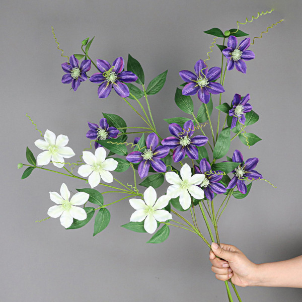 Kunstig blomst realistisk 5-hodet klematis falsk blomst Lettstelt simuleringsblomst til bryllup Hjemmeinnredning Tianyuhe Milky White