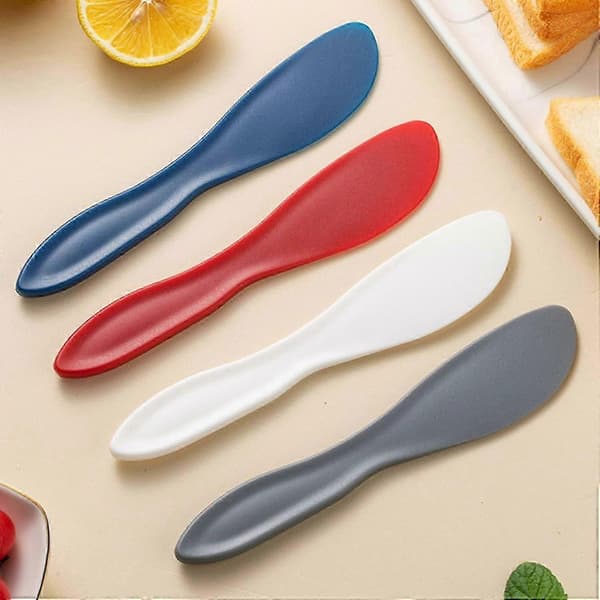 8 plast smørkniver for smørbrød og baking med ergonomisk grep, hvit 17.7x3.5x1
