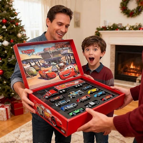 12 st Disney Pixar Bilar presentask metall diecast Lightning McQueen bilmodell leksak Jackson farbror