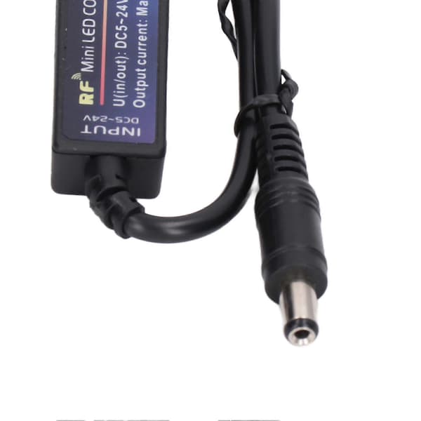 Mini RF lysdæmpercontroller 14-tasters fjernbetjening LED lysdæmpercontroller til husholdnings-KTV