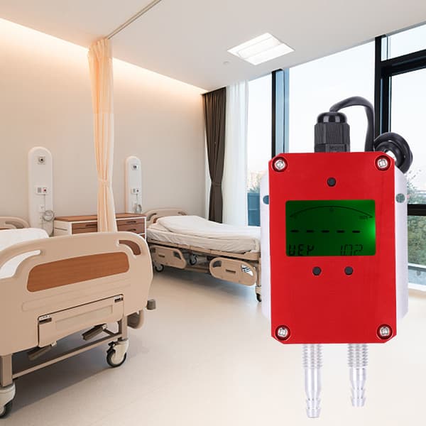 LCD Intelligent Digital Lufttrykkssender Sensor DC 24V 4-20mA Helseventilasjon 0-20kPa