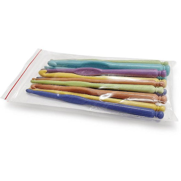 N019 - Set med 12 st. flerfärgade plastvirknålar