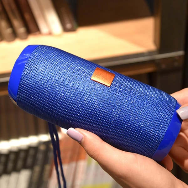 Kannettava Langaton Ulkoilmakäyttöön Sopiva Kaiutin Kannettava Langaton Juhlakäyttöön Sopiva Kaiutin Lahjaksi Suihkujuhliin Kotiinpaluuseen Punainen