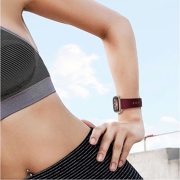 Fitbit Versa 3:lle silikoninen ranneke Wine Red