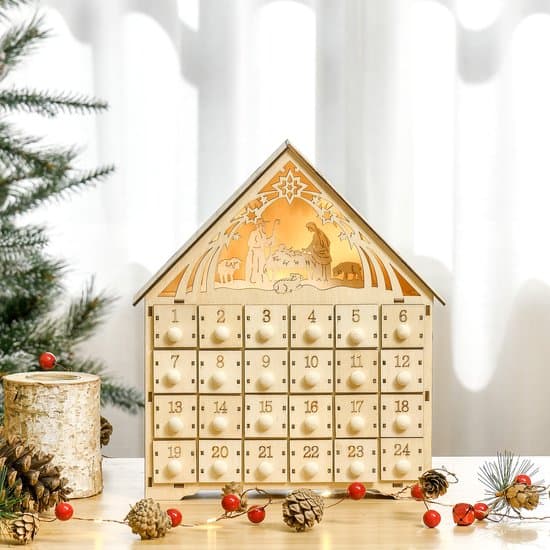 Adventskalender 2025 med LED-belysning - 24 skuffer - 26x30 cm
