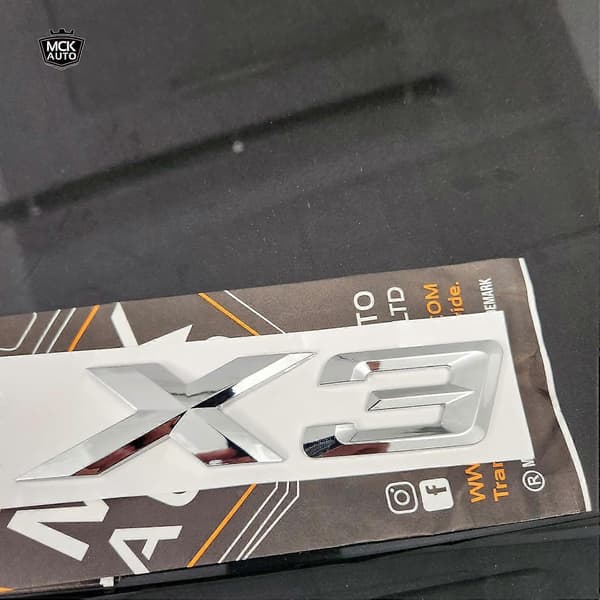 X3 Silver Glansig Baklucka Bakre Märke Emblem Tuning Modifiering för E83 F25 G01