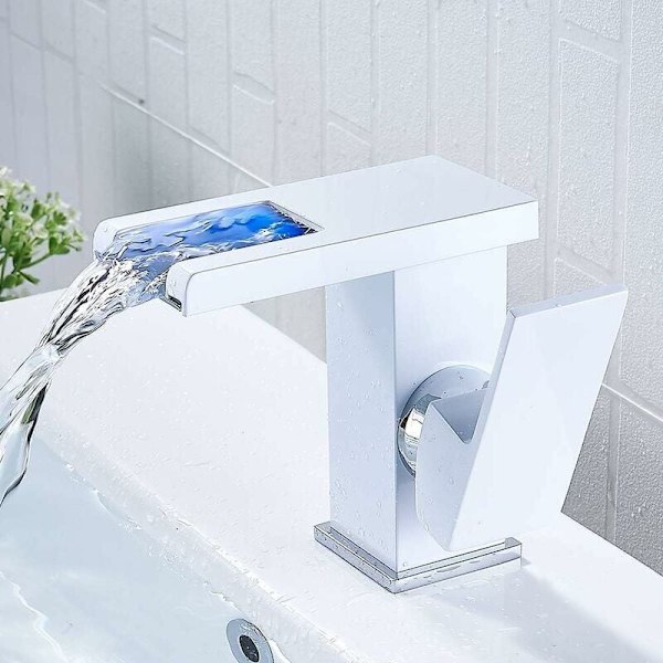 LED Foss Baderomsarmatur, Hvit