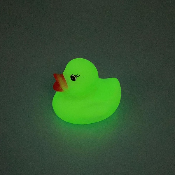 12/24 stk Green Pinch Call Rubber Duck Car Ornaments Glow In The Dark Ducky Kids