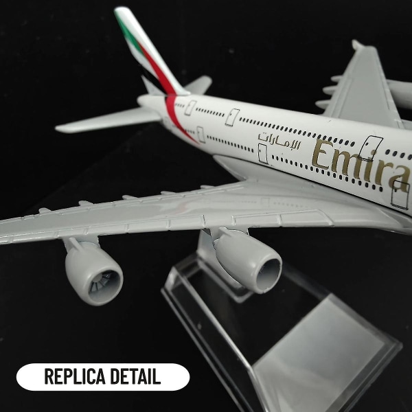 Skala 1:400 Metallflygplansmodell Emirates Airlines A380 B777 Diecast Modell Flygplan Samlarföremål Leksaker För Pojkar 154.BOEING B787