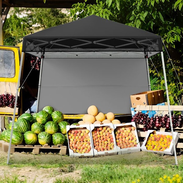 COSTWAY Puutarhateltta 182 x 182 cm Sivupaneelilla - Käänneltävä Vastaanottoteltta Säädettävillä Vinotuilla jaloilla Musta