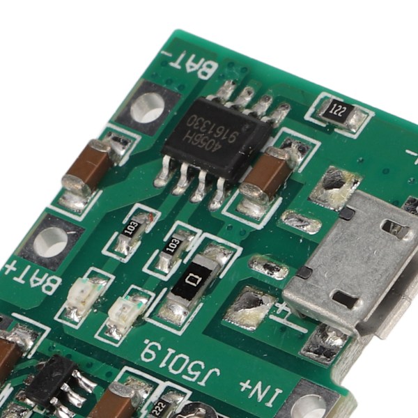 3.7V Litiumbatteriladdarmodul Solar Boost Kretskort VIN+ BAT+ OUT+ Port för Universalmätare