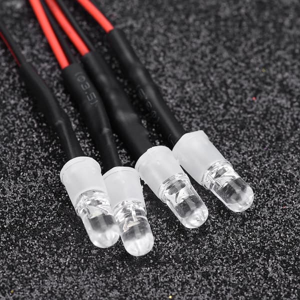 4 stk. 5 mm forlygter RC tilbehør LED-lys til model driftbil (5# rødt lys)