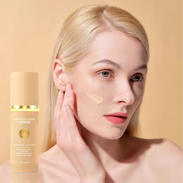 SPF50 4-i-1 Concealer Foundation, Fugtgivende Langtidsholdbar Makeup