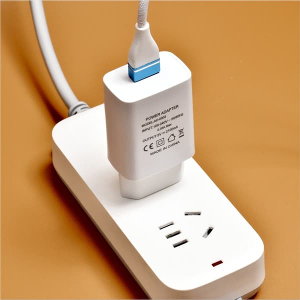1 stk. 5V 2A USB-opladerstik, hurtigopladende strømadapter til mobiltelefoner 2pcs